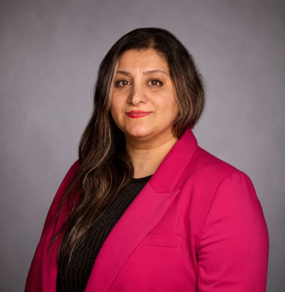 Souzan Khadiv, MS